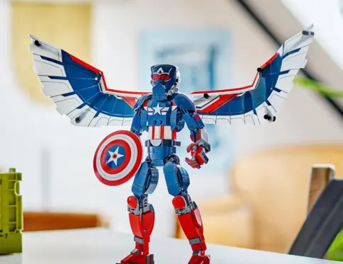 LEGO Marvel New Captain America Building Kit